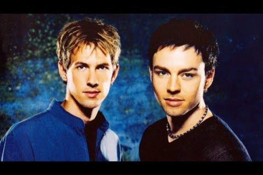 Thiet ke chua co ten 87