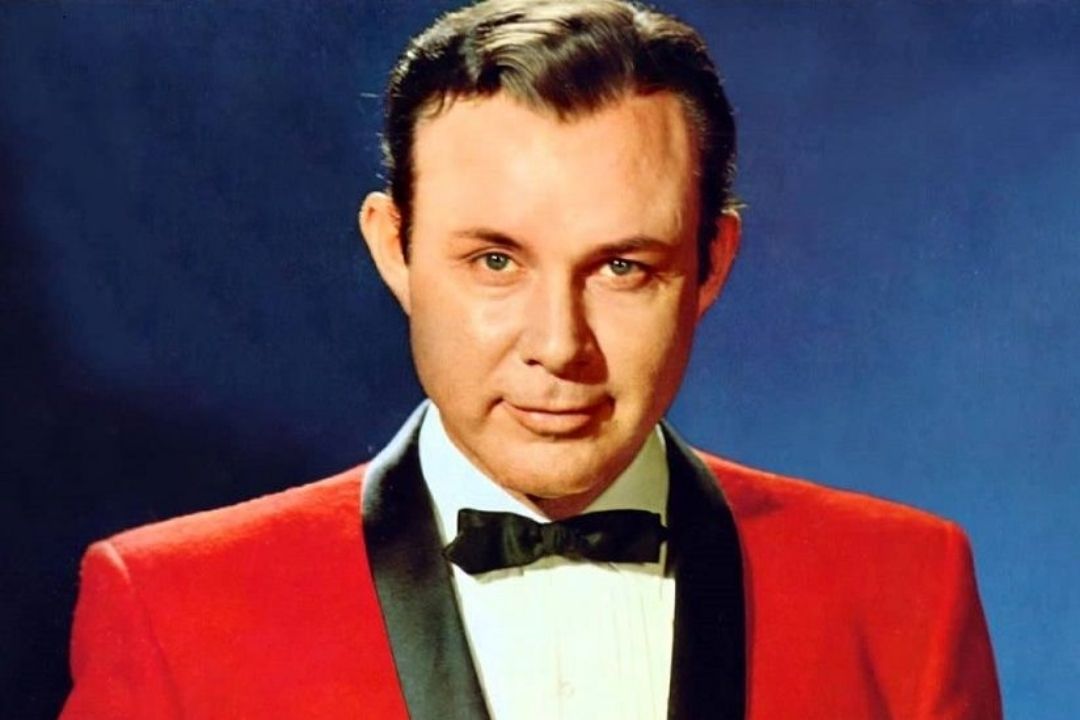 Jim Reeves - I Love You Because 1 Thiet ke chua co ten 2025 07 12T180438.193