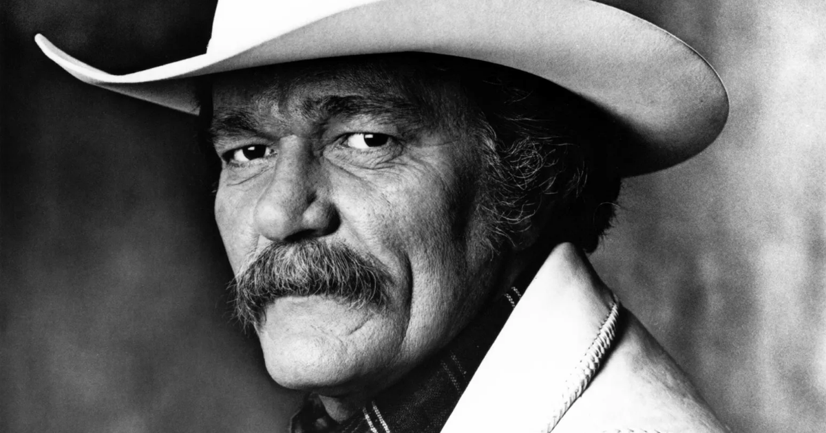 Thiet ke chua co ten 34