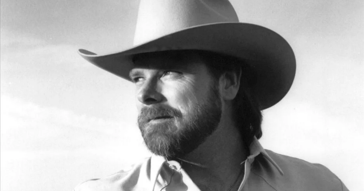 Thiet ke chua co ten 87